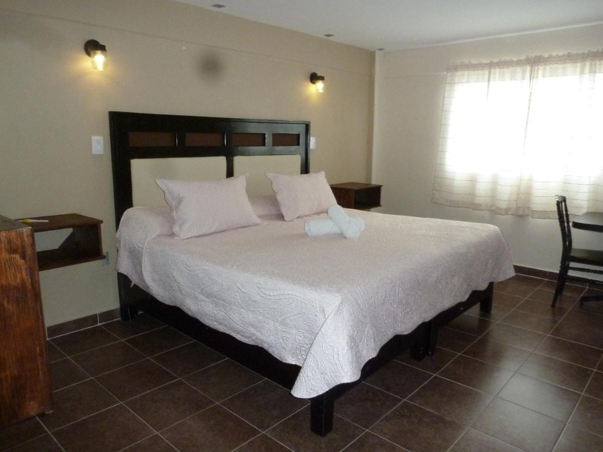 Hotel Gold ال اورو د هيدالغو المظهر الخارجي الصورة